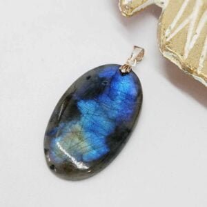 pendentif ovale labradorite