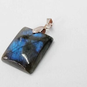 pendentif carré labradorite veine