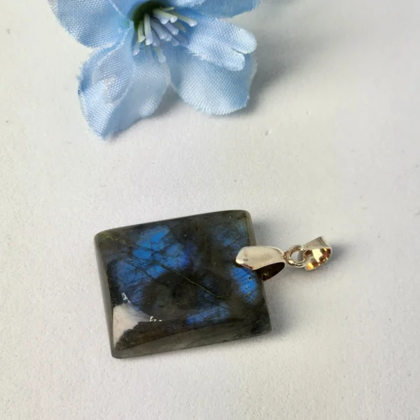 pendentif labradorite coté carré