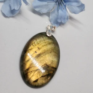 pendentif ovale jaune labradorite