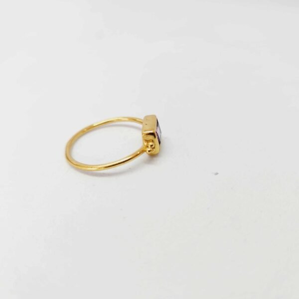bague améthyste rectangle doré