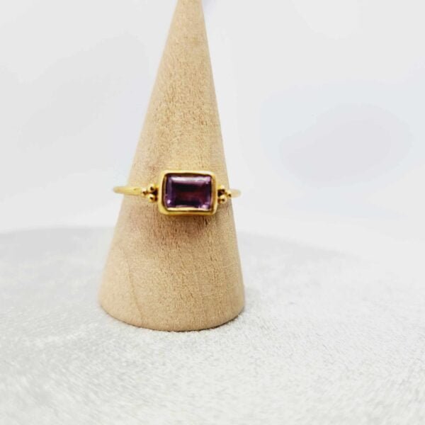 bague améthyste rectangle doré